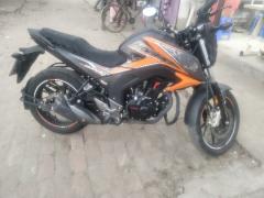 CB Hornet 160R CBS